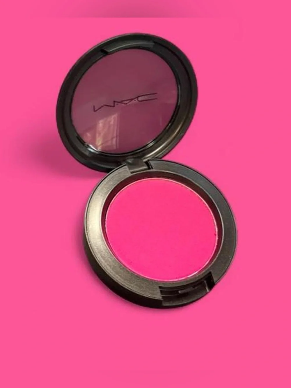 MAC Cosmetics Powder Blush - Full Fuchsia *DISCONTINUED SHADE*